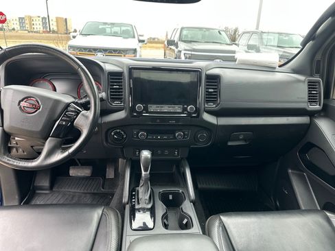 Used 2022 Nissan Frontier PRO-4X w/ Pro-4X Premium Package image 12