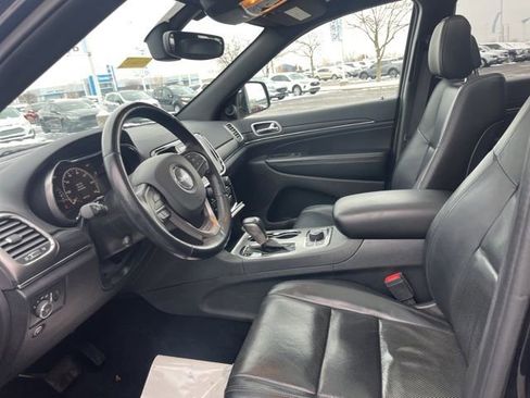 Used 2020 Jeep Grand Cherokee Limited w/ Luxury Group II image 21