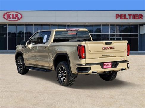 Used 2022 GMC Sierra 1500 AT4 w/ AT4 Premium Package image 6