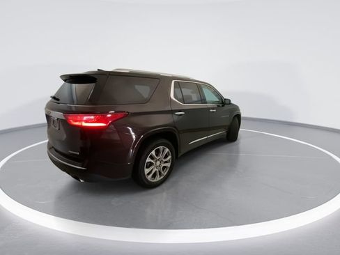 Used 2021 Chevrolet Traverse Premier w/ LPO, Floor Liner Package AWD/4WD image 4