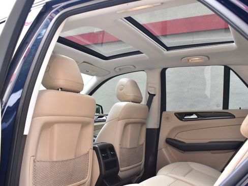 Used 2018 Mercedes-Benz GLE 350 image 16