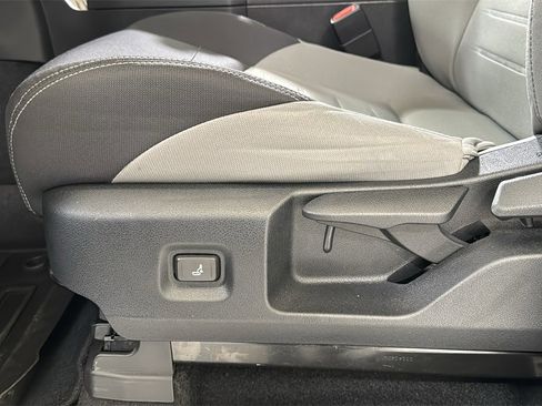 Used 2024 Toyota Tacoma TRD Sport image 14