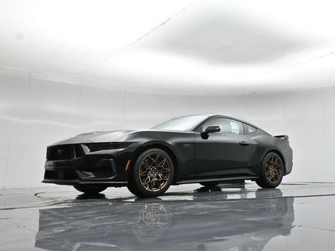 New 2026 Ford Mustang GT Premium w/ GT Performance Package image 42