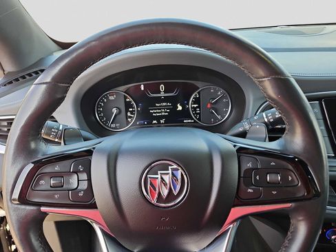 Used 2024 Buick Enclave Premium image 19