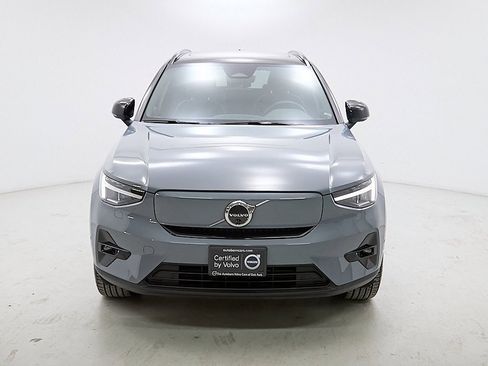 Certified 2023 Volvo XC40 Recharge Ultimate image 5