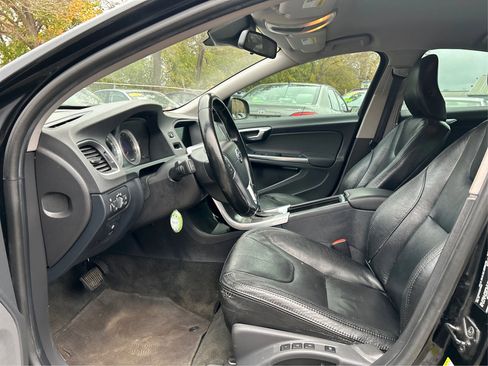 Used 2013 Volvo S60 T5 image 10