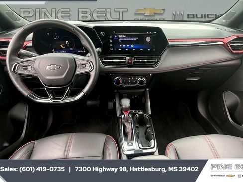 Used 2025 Chevrolet TrailBlazer RS w/ Driver Confidence Package AWD/4WD image 13