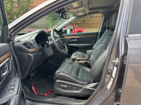 Used 2020 Honda CR-V Touring image 8