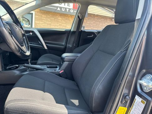 Used 2018 Toyota RAV4 XLE w/ Plus Extra Value Package AWD/4WD image 26