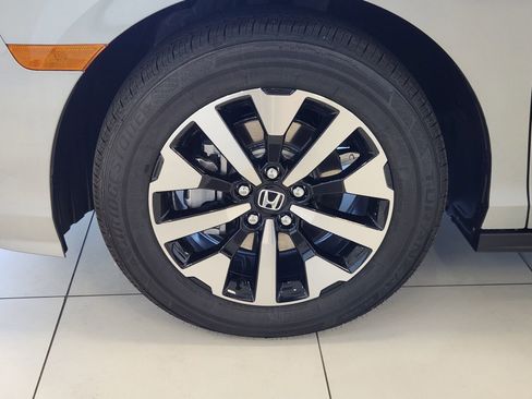 New 2026 Honda Odyssey EX-L image 14