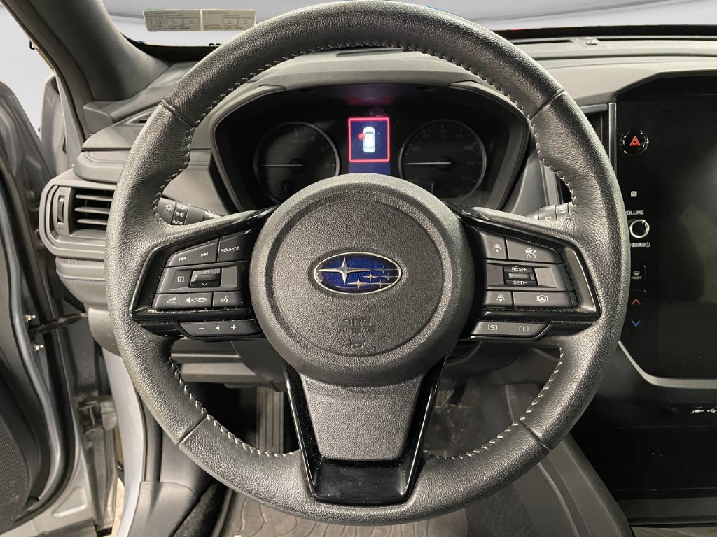 Used 2025 Subaru Forester Premium AWD/4WD image 14
