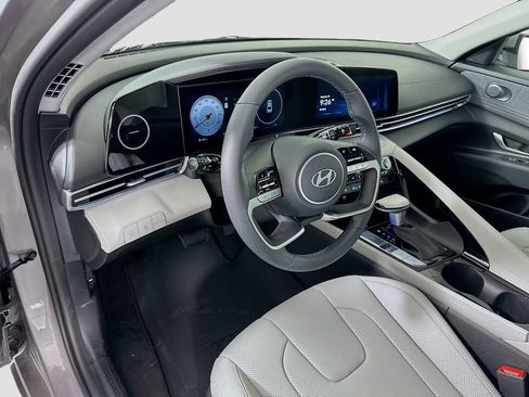 New 2026 Hyundai Elantra Limited w/ Cargo Package image 9