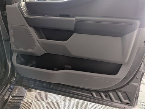 Used 2024 Ford F350 XLT image 33