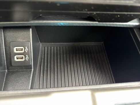 Used 2020 Ford F150 Lariat w/ Equipment Group 502A Luxury image 38