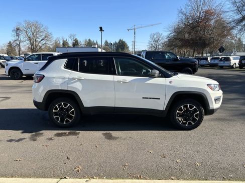 Used 2021 Jeep Compass Trailhawk w/ Sun and Sound Group image 5