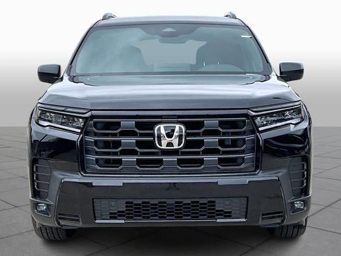 New 2026 Honda Pilot Sport image 3