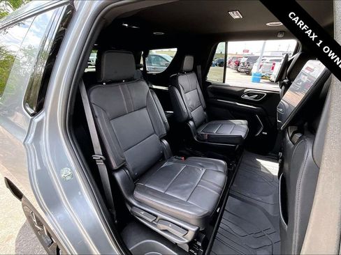 Used 2024 Chevrolet Tahoe RST w/ RST Performance Edition AWD/4WD image 25