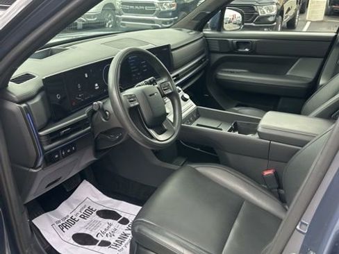 Used 2025 Hyundai Santa Fe Calligraphy image 24