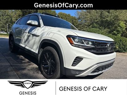 Used 2022 Volkswagen Atlas Cross Sport SE w/ Panoramic Sunroof Package