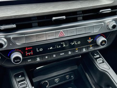 Certified 2023 Kia Telluride SX X-Line AWD/4WD image 16