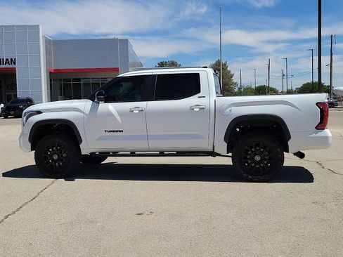 Used 2024 Toyota Tundra Limited AWD/4WD image 2