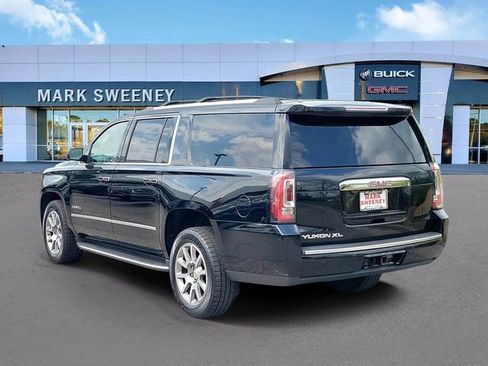 Used 2019 GMC Yukon XL Denali AWD/4WD image 30