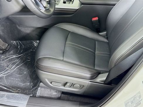 New 2025 MAZDA CX-90 3.3 Turbo w/ Preferred Package image 18