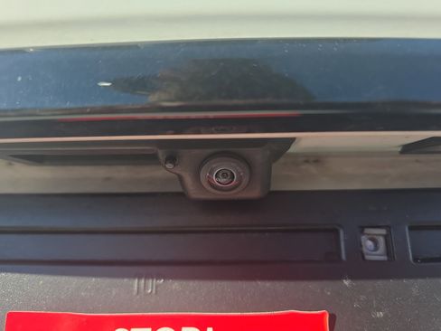 Used 2023 Audi Q5 e Premium Plus w/ Premium Plus Package image 15