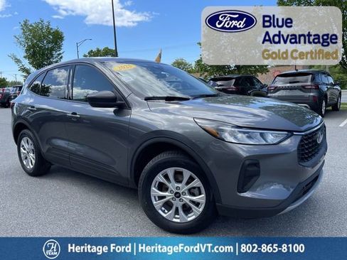 Used 2025 Ford Escape Active AWD/4WD image 1