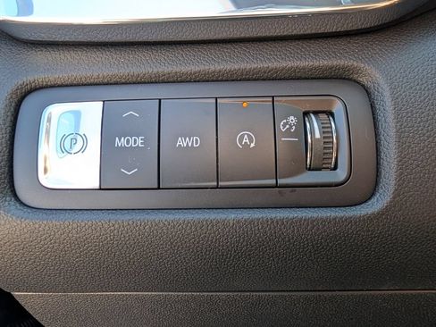 New 2026 GMC Acadia Elevation w/ Elevation Premium Package AWD/4WD image 31