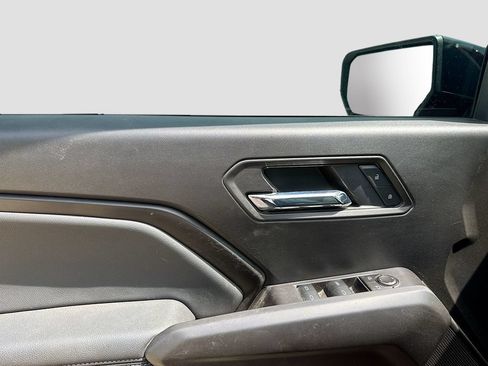 Used 2025 GMC Canyon Elevation w/ Convenience Package RWD image 9