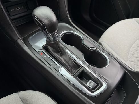 Used 2023 Chevrolet Equinox LS w/ LS Convenience Package image 19