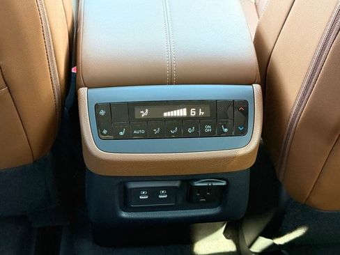 New 2026 Nissan Pathfinder Platinum w/ Cargo Package image 21