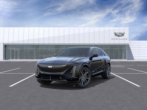 New 2026 Cadillac Lyriq V AWD/4WD image 8