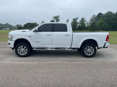 Used 2022 RAM 2500 Laramie AWD/4WD image 2