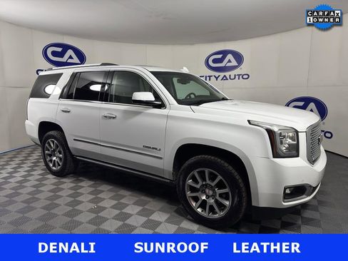 Used 2017 GMC Yukon Denali image 1