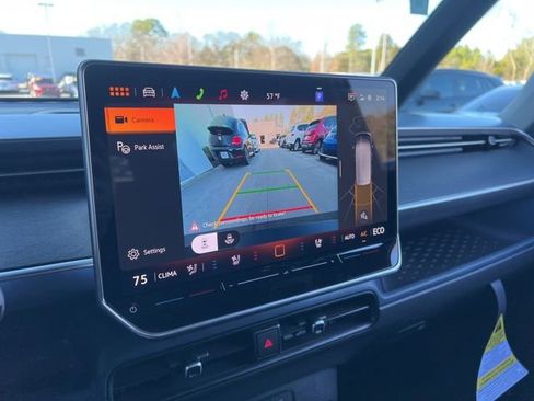 New 2025 Volkswagen ID. Buzz Pro S RWD image 9