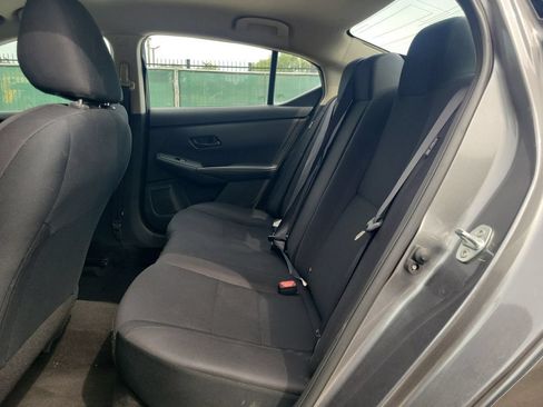 Used 2024 Nissan Sentra S FWD image 8