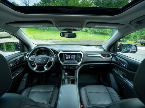 Used 2018 GMC Acadia SLT AWD/4WD image 13