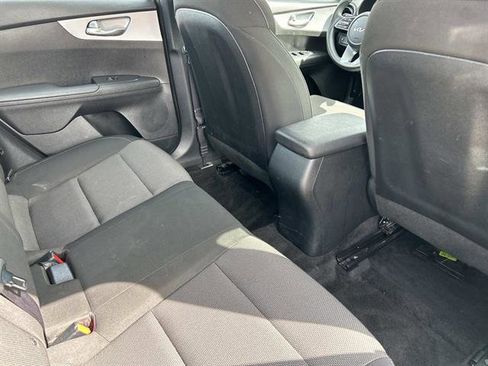 Used 2024 Kia Forte LXS image 16