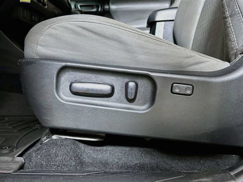 Used 2021 Toyota Tacoma SR5 RWD image 22