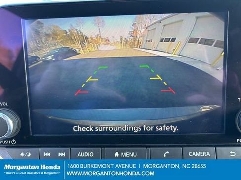 Used 2025 Nissan Rogue SV image 23