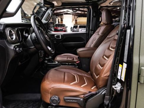 Used 2018 Jeep Wrangler Unlimited Rubicon AWD/4WD image 19