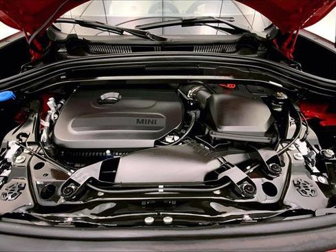 Certified 2025 MINI Cooper Countryman S image 9