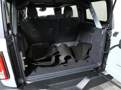 Certified 2023 Ford Bronco Base image 9