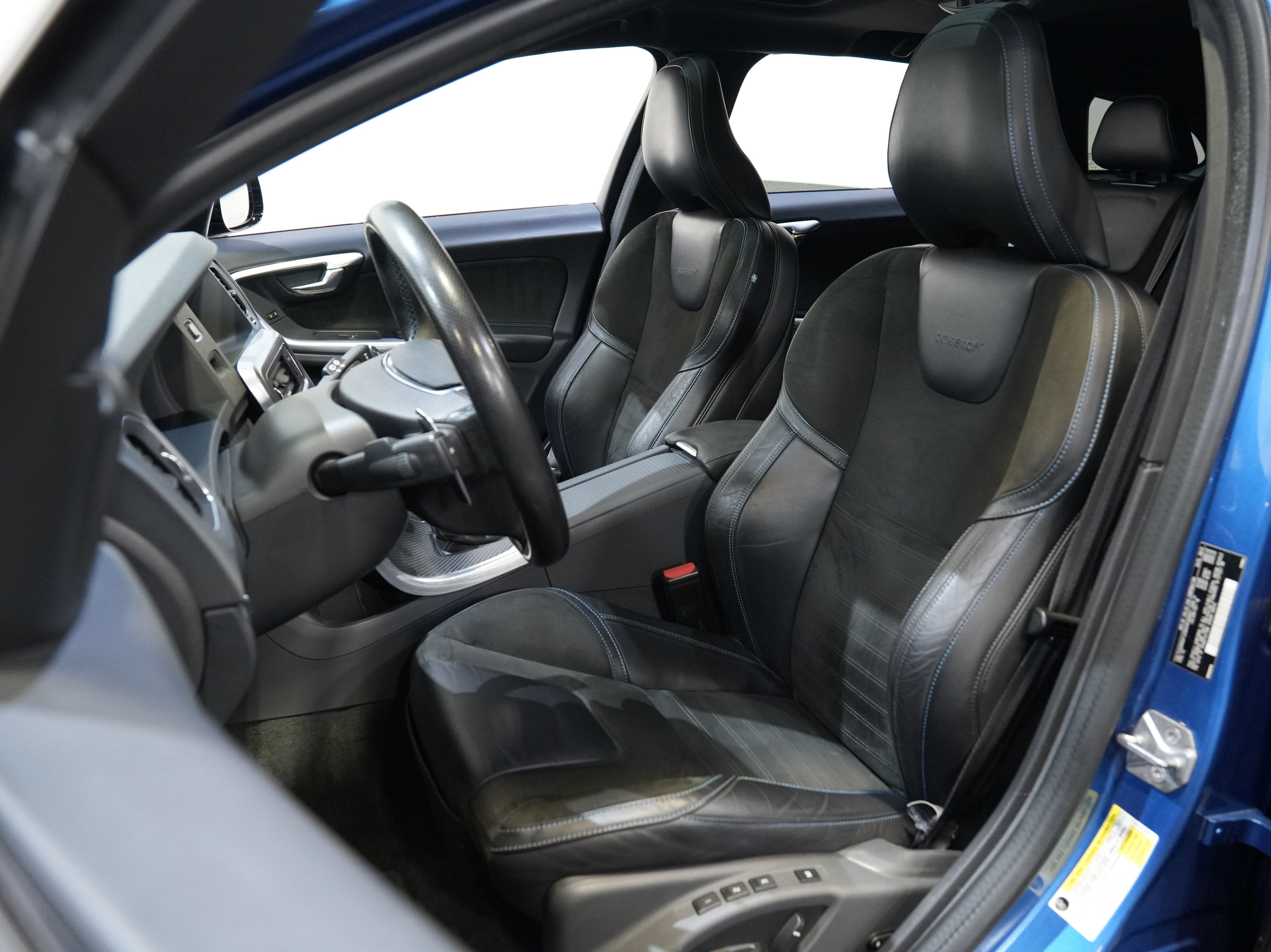 Used 2018 Volvo V60 T6 Polestar AWD/4WD image 30