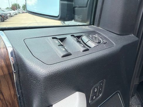 Used 2020 Ford F150 Lariat AWD/4WD image 13