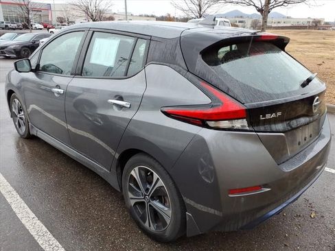 Used 2022 Nissan Leaf SV w/ SV Technology Package image 4