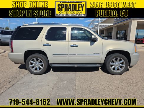Used 2012 GMC Yukon Denali AWD/4WD image 3