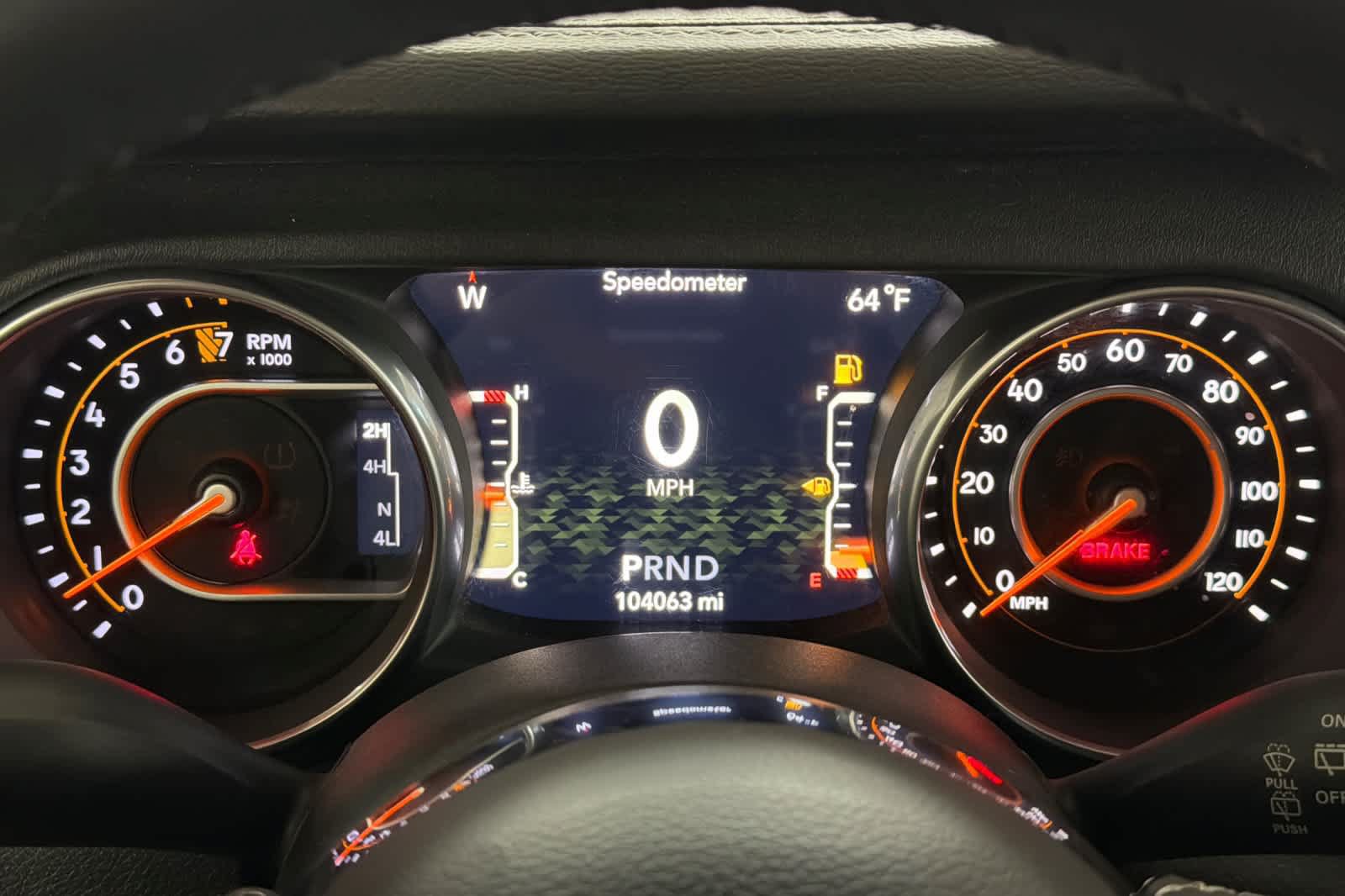 Used 2018 Jeep Wrangler Unlimited Sahara AWD/4WD image 25